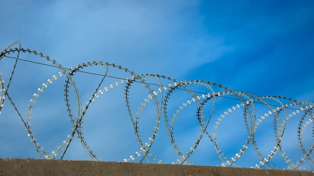 chto-effektivnee-ohrannye-datchiki-ili-fizicheskaya-ohrana